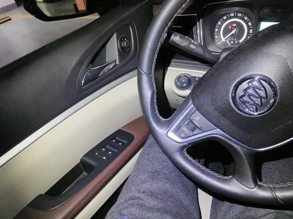 [上海·沪B] 二手别克别克GL82018款 28T 豪华型 国VI