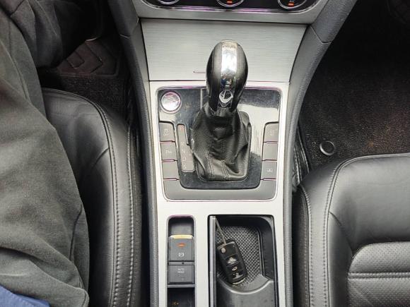 [芜湖·皖B] 二手大众帕萨特2013款 1.8TSI DSG御尊版