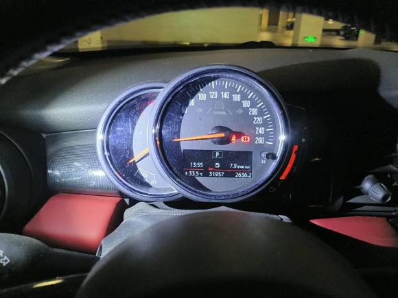 [上海·沪E] 二手MINIMINI2019款 1.5T COOPER 艺术家