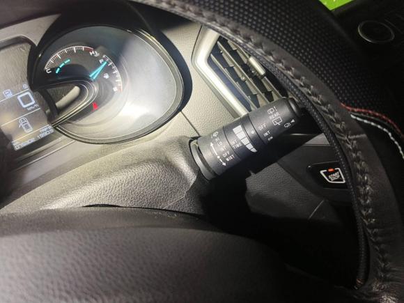 [武汉·鄂A] 二手东风风神东风风神AX72015款 2.3L 自动智尊型