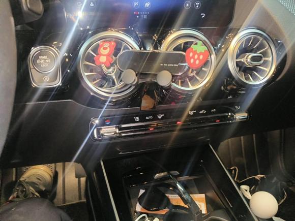 [上海·沪B] 二手奔驰奔驰GLA2020款 GLA 200