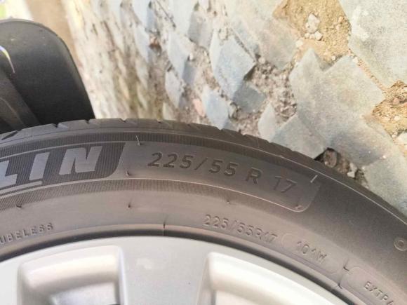 [无锡·苏B] 二手别克君越2013款 2.4L SIDI精英舒适型