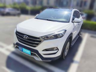 现代途胜2018款 1.6T 双离合两驱15周年特别版