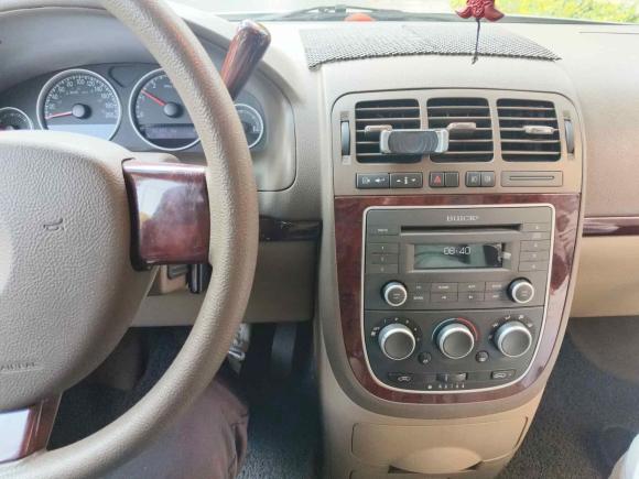 [上海·京A] 二手别克别克GL82006款 陆尊 3.0L CT 舒适版