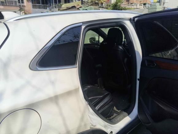 [杭州·浙A] 二手林肯林肯MKC2016款 2.0T 四驱尊雅版