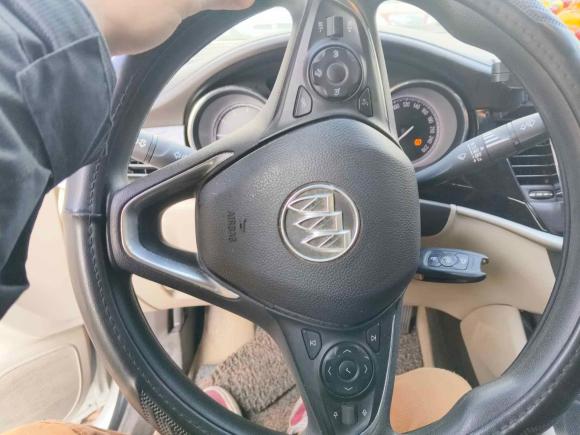 [金华·浙G] 二手别克威朗2015款 三厢 15S 自动领先型