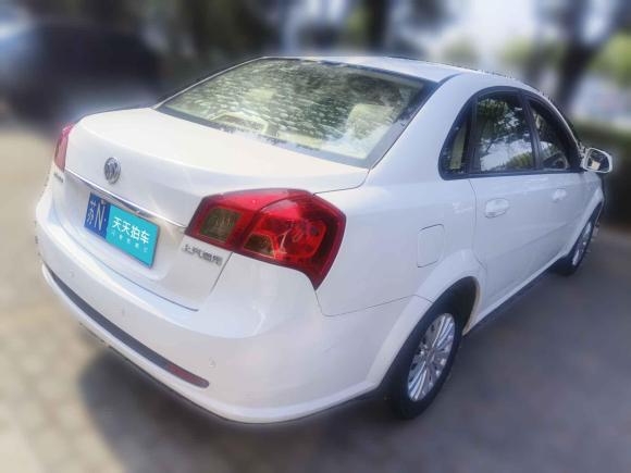 [苏州·苏N] 二手别克凯越2015款 1.5L 自动经典型