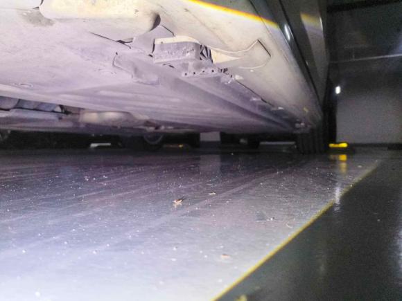 [深圳·粤L] 二手奔驰奔驰C级2017款 C 200 L 运动版