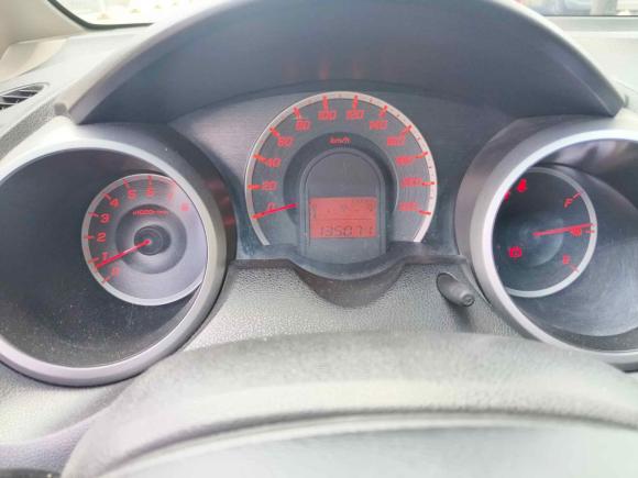 [武汉·鄂A] 二手本田飞度2011款 1.5L 自动豪华版