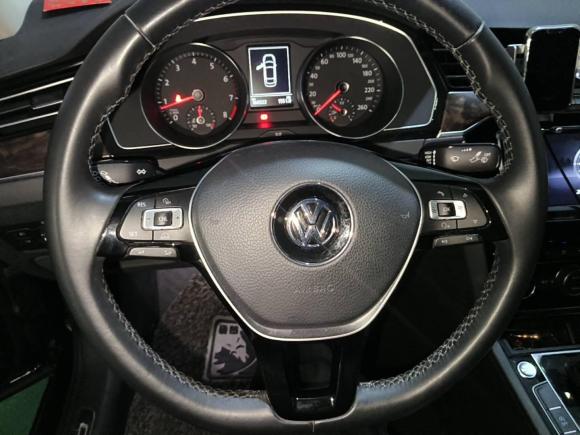 [深圳·粤B] 二手大众迈腾2017款 330TSI DSG 豪华型