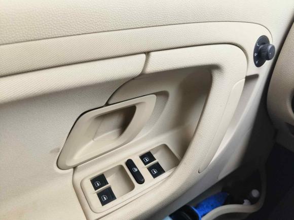 [武汉·鄂A] 二手斯柯达晶锐2012款 1.4L 自动晶灵版