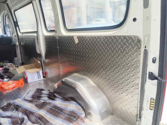 [杭州·浙F] 二手上汽大通MAXUS新途V802019款 2.5T经典款6挡手动傲运通长轴中顶7座