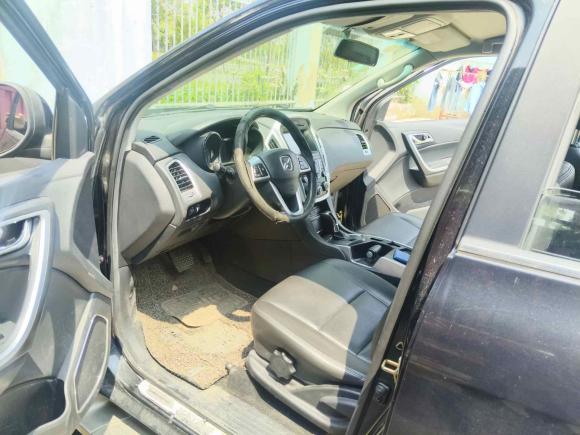 [上海·沪A] 二手江铃驭胜S3502013款 2.4T 自动两驱柴油豪华版5座