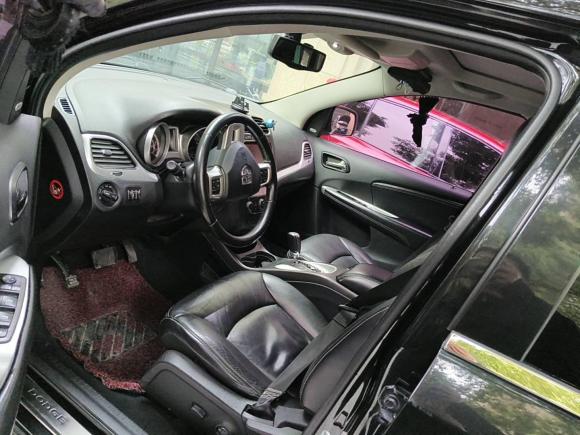 [杭州·浙A] 二手道奇酷威2013款 2.4L 两驱尊尚版