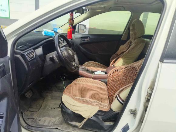 [青岛·鲁B] 二手东风风光风光5802016款 1.5T CVT豪华型