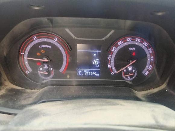 [南昌·苏D] 二手上汽大通MAXUS大通T602017款 2.8T柴油手动两驱高底盘舒享型长厢国V