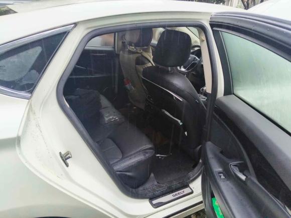 [苏州·苏E] 二手吉利汽车博瑞2015款 2.4L 舒适型