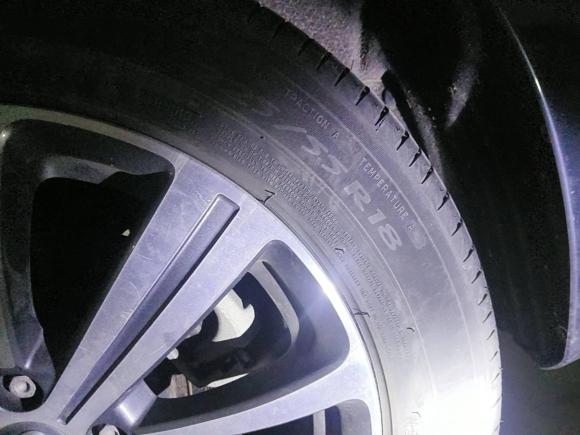 [上海·沪B] 二手广汽传祺传祺M82018款 320T 尊贵版