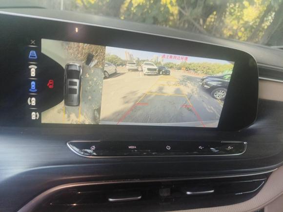 [深圳·粤B] 二手别克别克GL82020款 ES陆尊 653T 豪华型