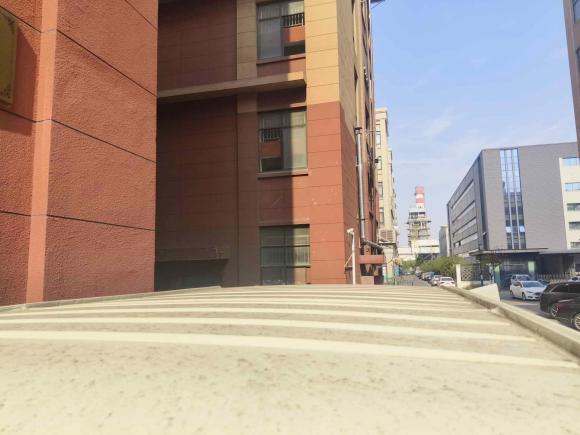 [嘉兴·浙F] 二手上汽大通MAXUS新途V802019款 2.5T经典款AMT傲运通改款短轴中顶5/6座