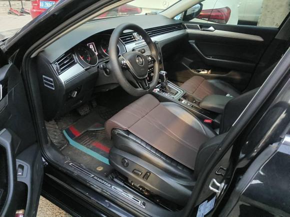 [西安·陕E] 二手大众迈腾2017款 330TSI DSG 领先型