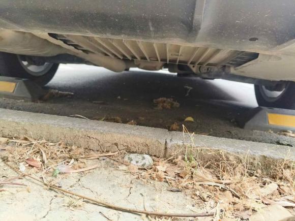 [无锡·苏B] 二手奔驰奔驰C级2021款 C 200 L 时尚型运动版