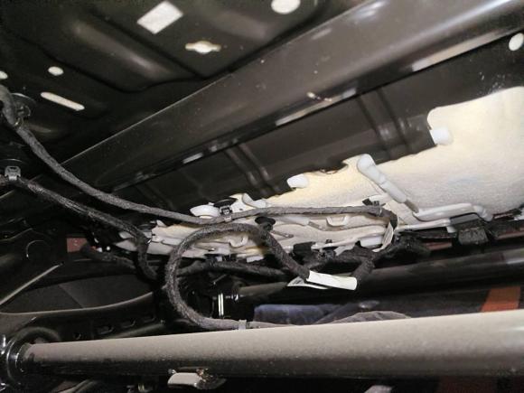 [西安·陕A] 二手别克别克GL62018款 18T 6座豪华型