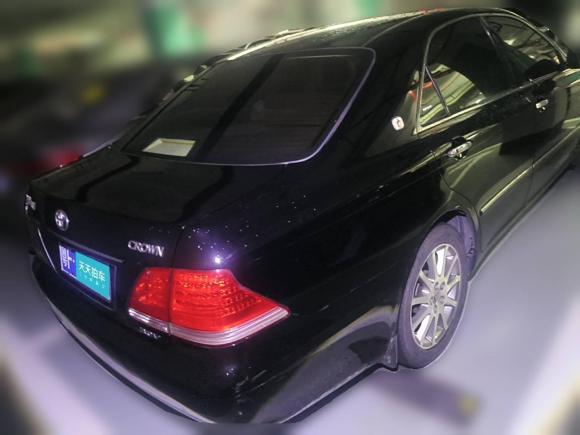 [深圳·粤F] 二手丰田皇冠2005款 3.0L Royal