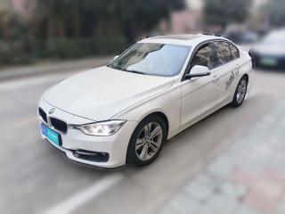 宝马宝马3系2013款 320i运动设计套装