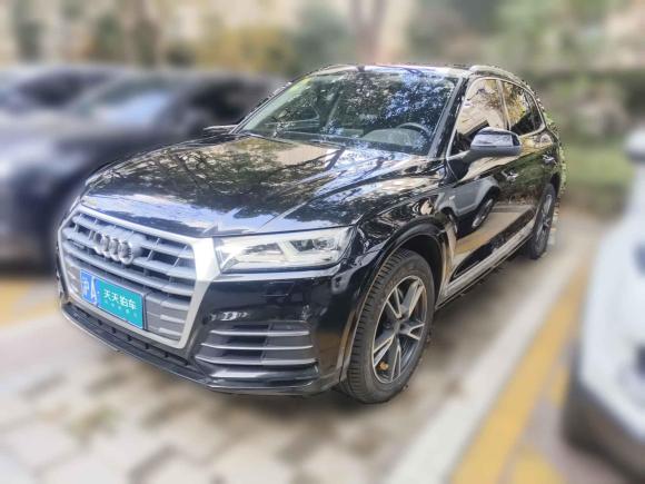 [上海·沪A] 二手奥迪奥迪Q5L2018款 40 TFSI 荣享时尚型 国V
