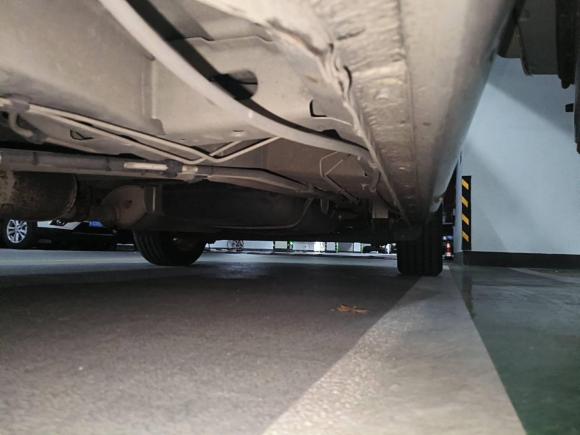 [南京·苏A] 二手别克别克GL82013款 2.4L CT豪华商务舒适版