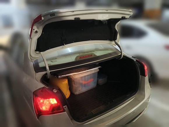 [西安·陕A] 二手别克凯越2013款 1.5L 手动尊享型