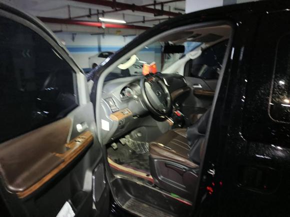 [杭州·浙A] 二手东风风行菱智PLUS2021款 2.0L 手动豪华型 9座