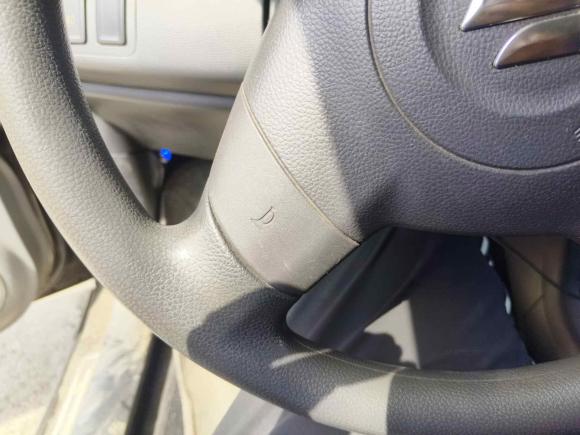 [杭州·浙A] 二手铃木雨燕2014款 1.5L 自动时尚型