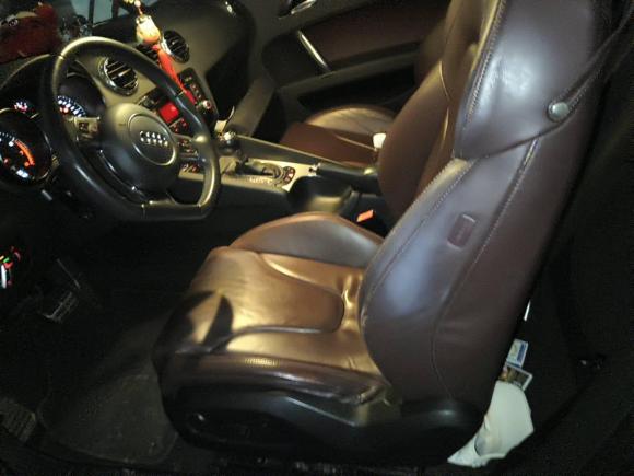 [南京·苏L] 二手奥迪奥迪TT2011款 TT Roadster 2.0TFSI