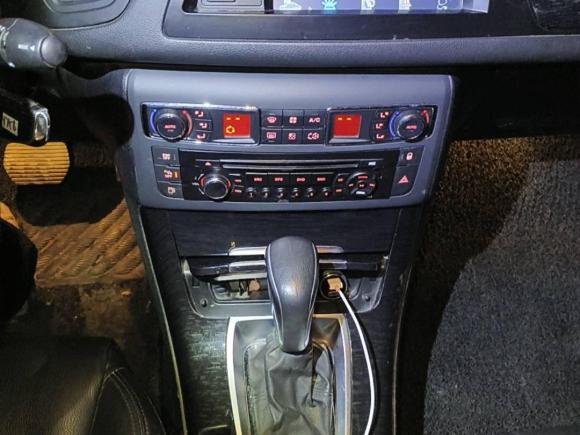 [成都·川A] 二手雪铁龙雪铁龙C52013款 2.0L 自动尊享型