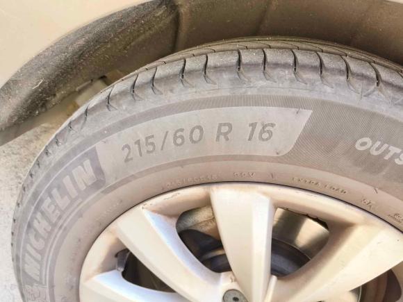 [无锡·苏B] 二手大众帕萨特2015款 1.8TSI DSG尊荣版