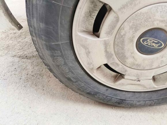 [上海·沪C] 二手福特新世代全顺2016款 2.4T长轴15座中顶客车