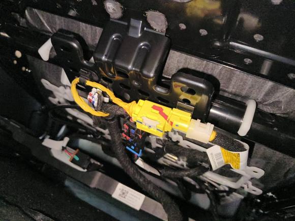 [南通·苏F] 二手比亚迪宋PLUS新能源2025款 DM-i 112KM 尊贵型