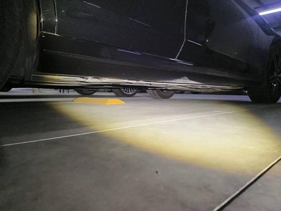 [上海·沪D] 二手奔驰奔驰E级2017款 E 200 运动型 4MATIC