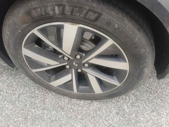 [苏州·苏E] 二手理想汽车理想L82023款 Pro