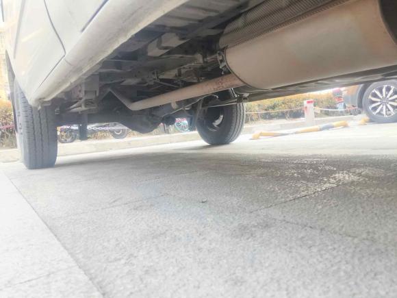 [上海·沪M] 二手福特新世代全顺2009款 2.4T柴油标准型短轴中顶国III