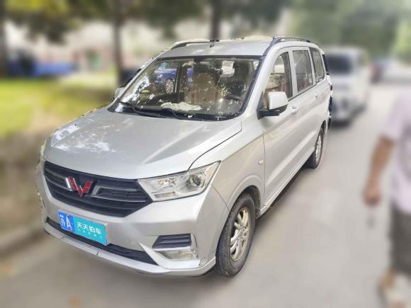 五菱汽车五菱宏光2019款 1.5L S标准型国VI LAR「南京二手车」「天天拍车」