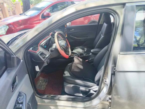 [金华·浙G] 二手福特福睿斯2015款 1.5L 自动时尚型