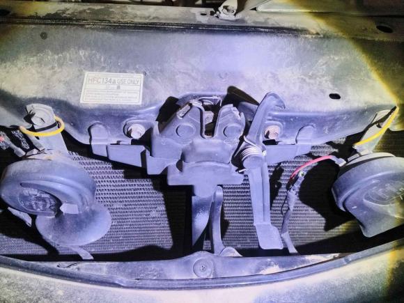 [西安·陕A] 二手丰田丰田佳美02款 2.4L 自动