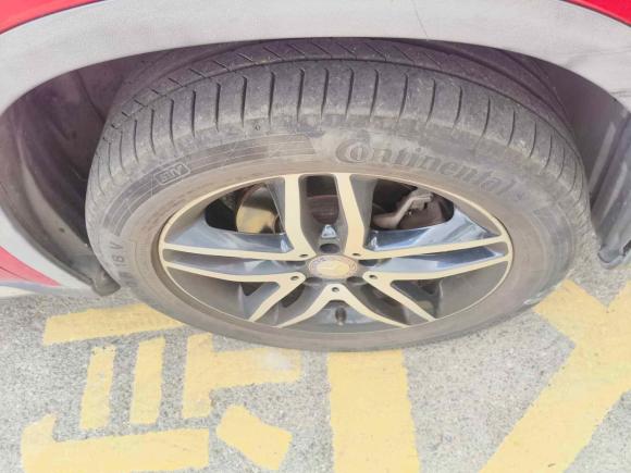 [上海·沪D] 二手奔驰奔驰GLA2016款 GLA 200 时尚型