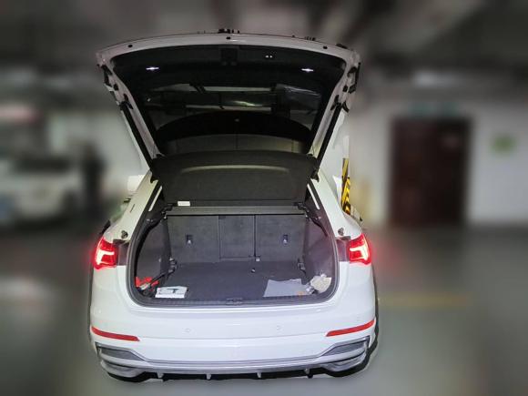 [金华·浙G] 二手奥迪奥迪Q32022款 35 TFSI 时尚动感型