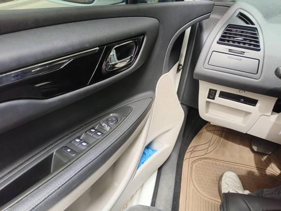 [武汉·鄂A] 二手雪铁龙世嘉2013款 三厢 1.6L 自动品尚型