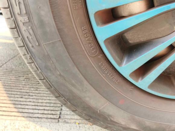 [宁波·浙B] 二手福特全顺2023款 2.0T柴油自动多功能商用车中轴中顶5/6座