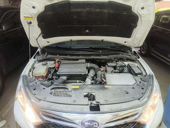 [上海·沪G] 二手比亚迪秦新能源2015款 1.5T 双冠旗舰Plus版